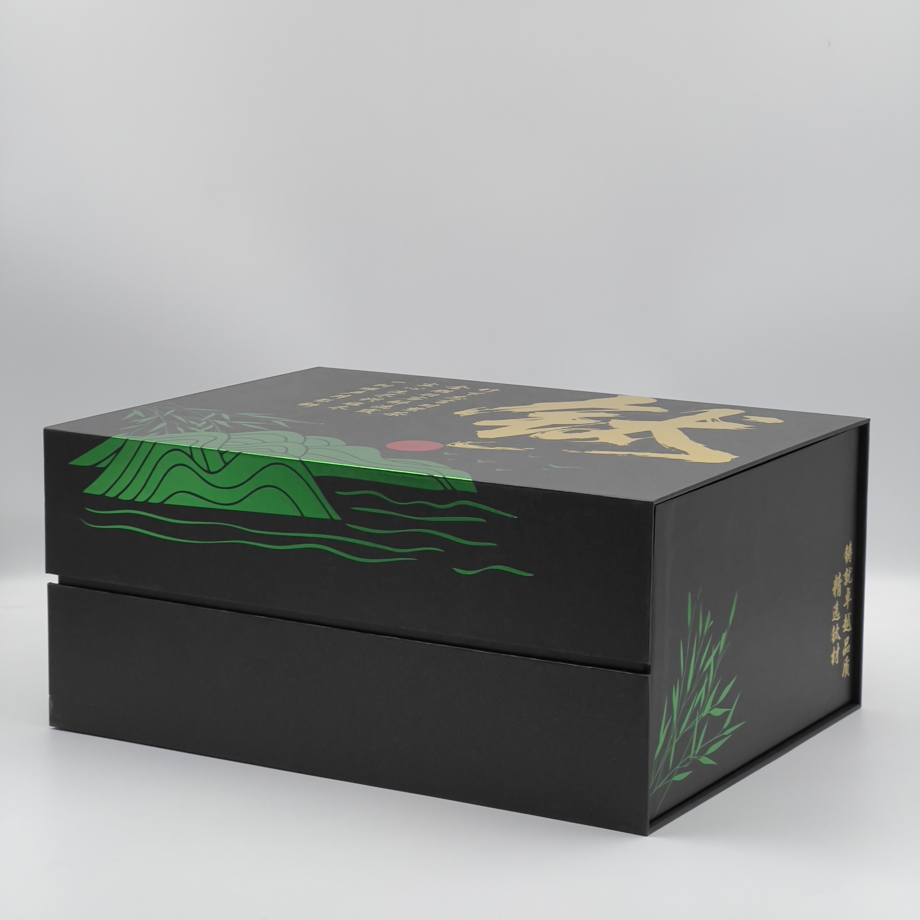 Titanium cup book-style gift box
