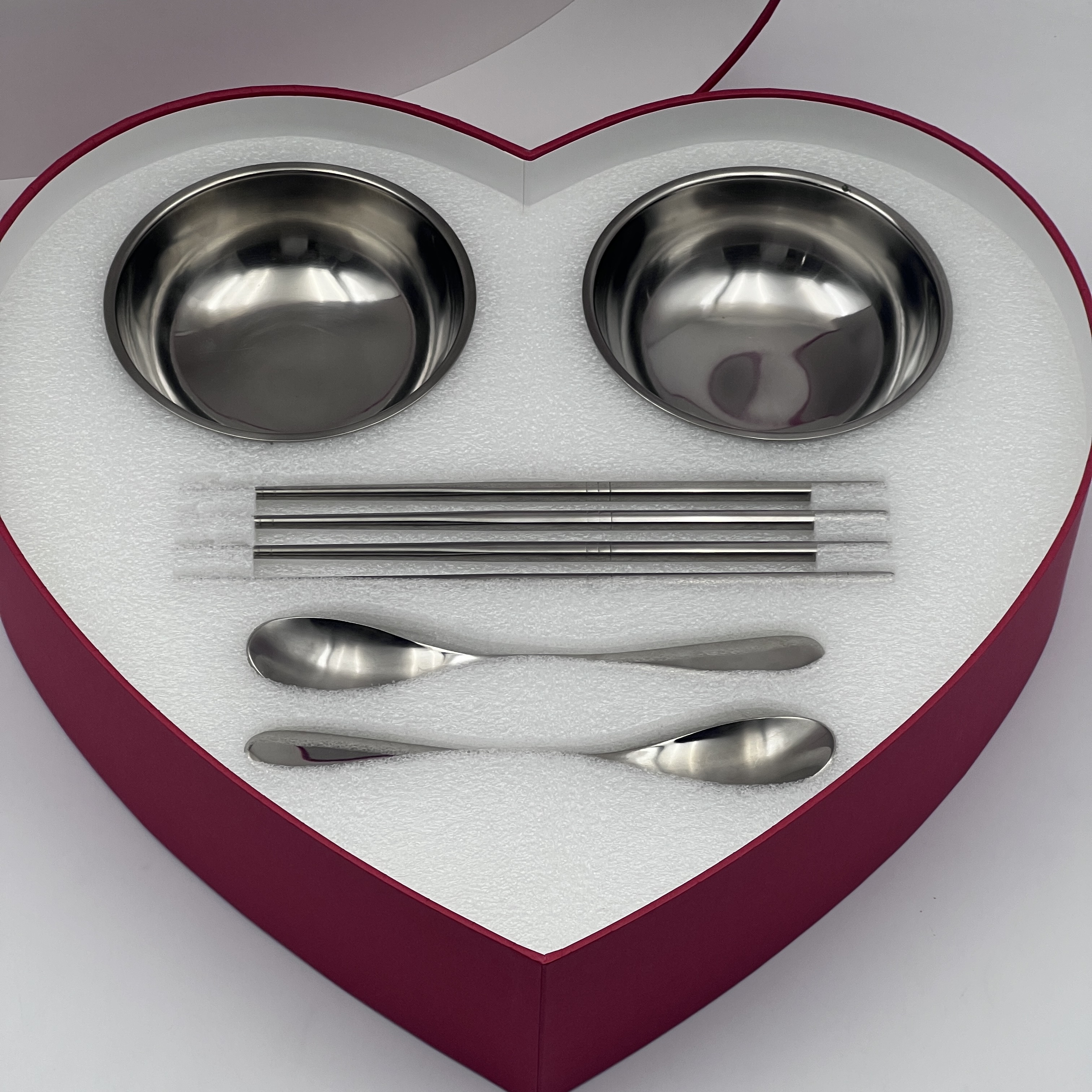 Heart-shaped gift box