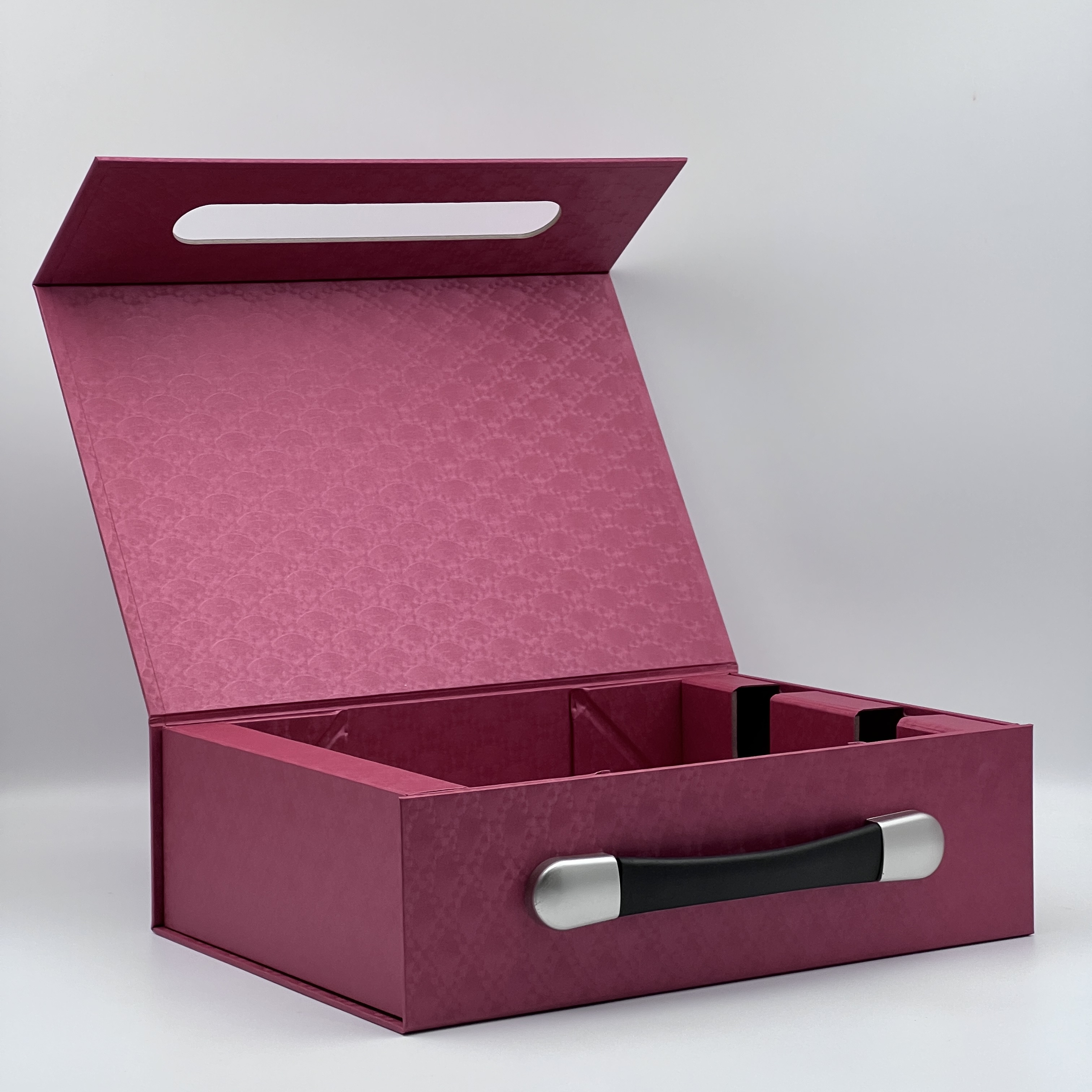 Folding gift box for alcohol products