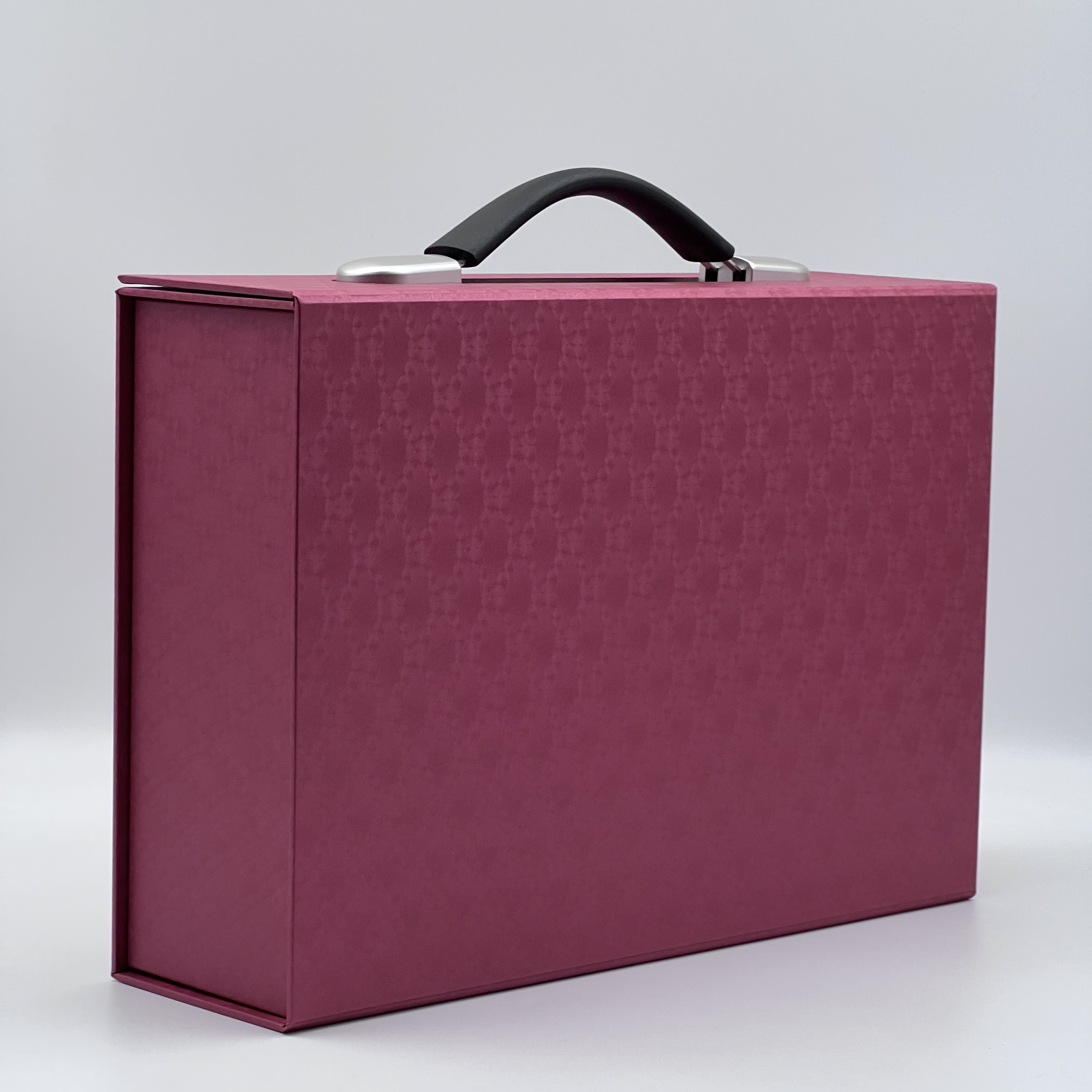 Folding gift box for alcohol products