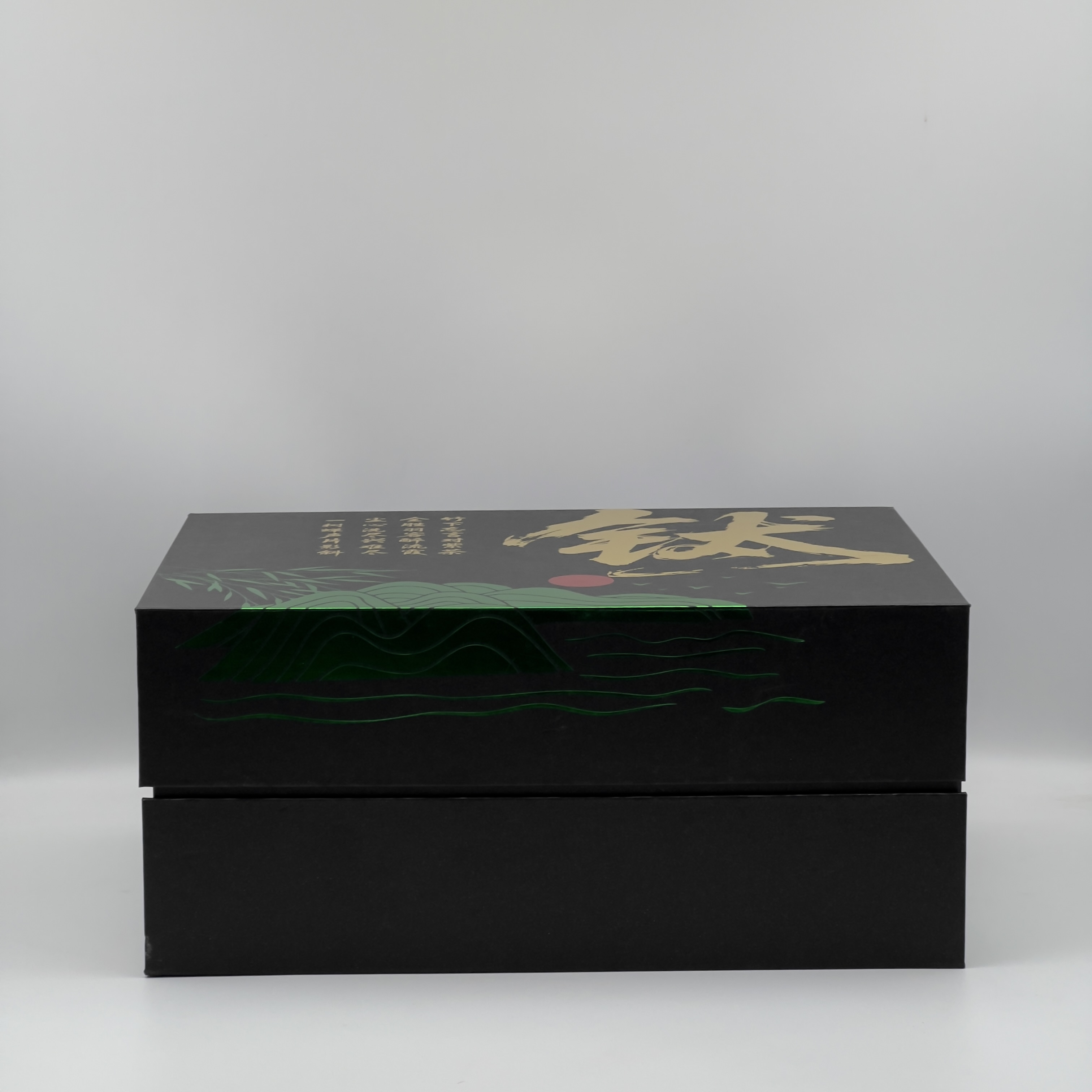 Titanium Cup Book-style Box